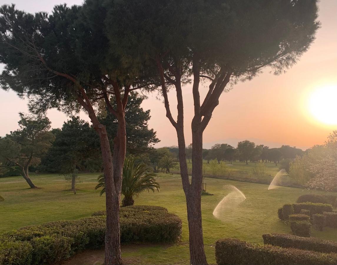 L' Appart Du Golf Сен-Сиприен Экстерьер фото